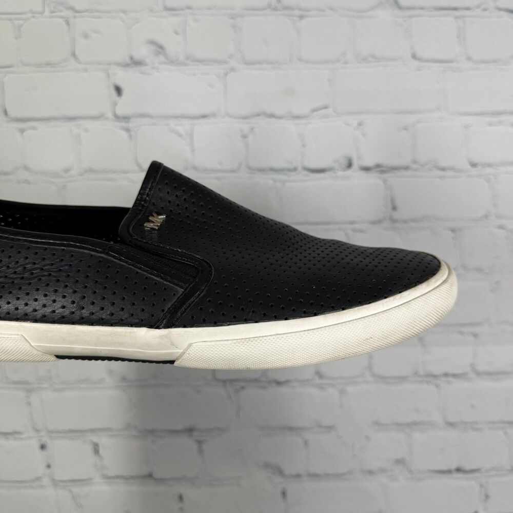 Michael Kors Loafer Flats Women Size 8 Black Eyelet Preppy Slip On Comfort Shoes - Picture 12 of 12